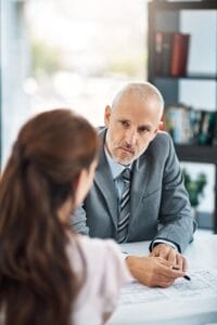 How to Respond to a Business Dispute Before It Escalates in Florida