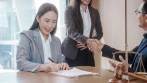 10 Vendor Agreement Mistakes That Put Your Florida Business at Risk (And How to Fix Them)